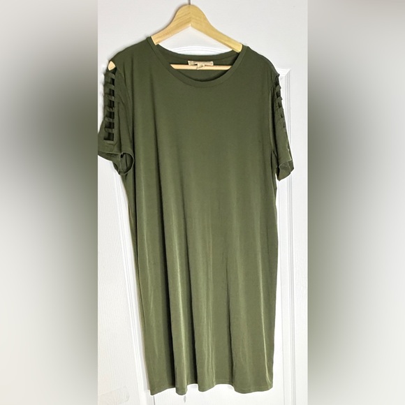 MICHAEL Michael Kors Dresses & Skirts - MICHAEL Michael Kors Olive Short Sleeve Top